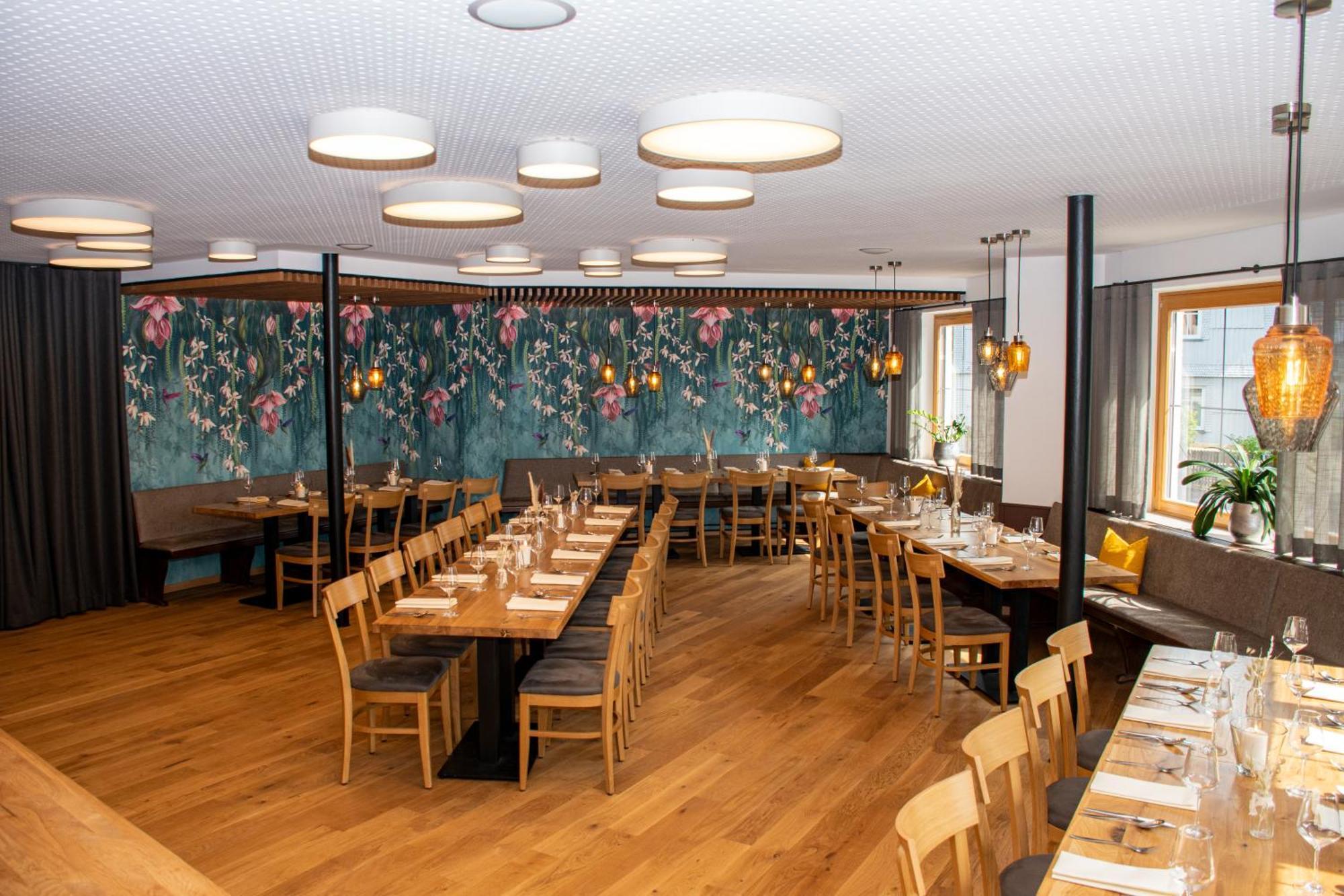 Deutsches Haus Hotel Restaurant Gastwirtschaft Biergarten Am Radweg Bermuthshain Экстерьер фото